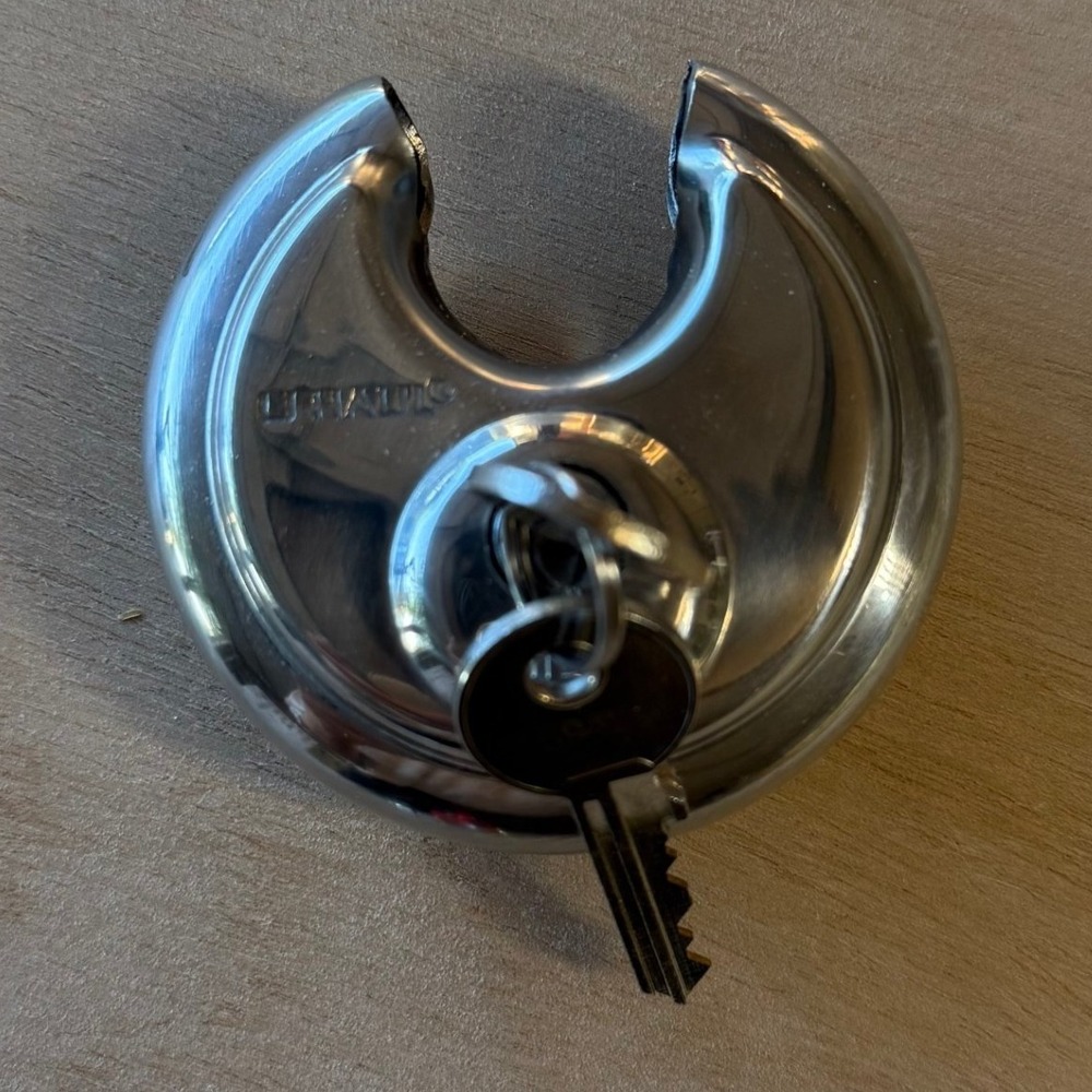 U haul‎ Lock Padlock Disc Lock Stainless Steel Hardened Heavy Duty with 2 Keys